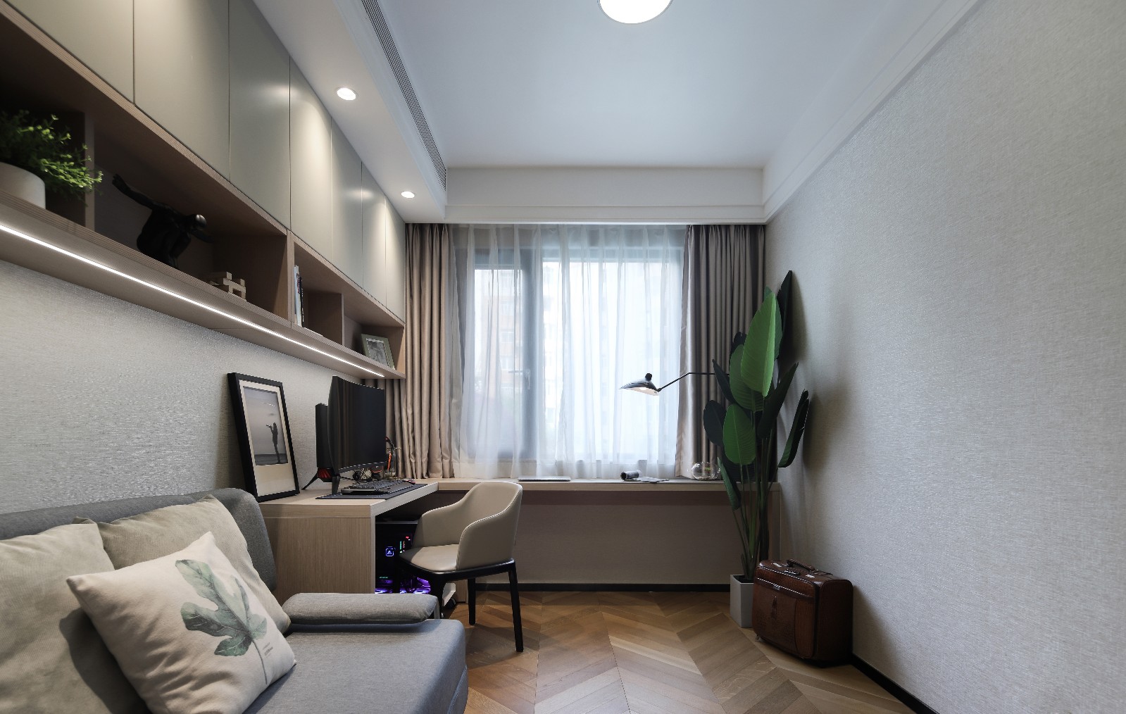 贵阳铂悦府112㎡暖色浅灰住宅,简约安静的美