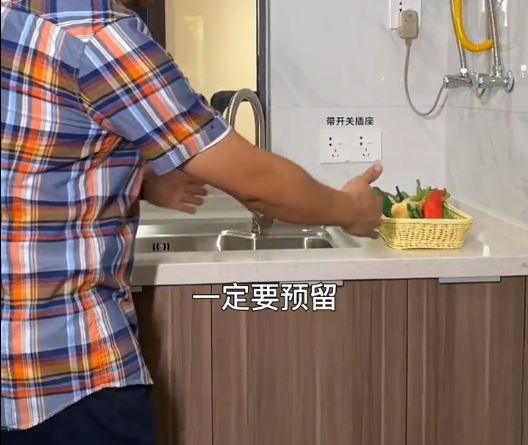 橱柜定制17个细节，让你生活方便数倍